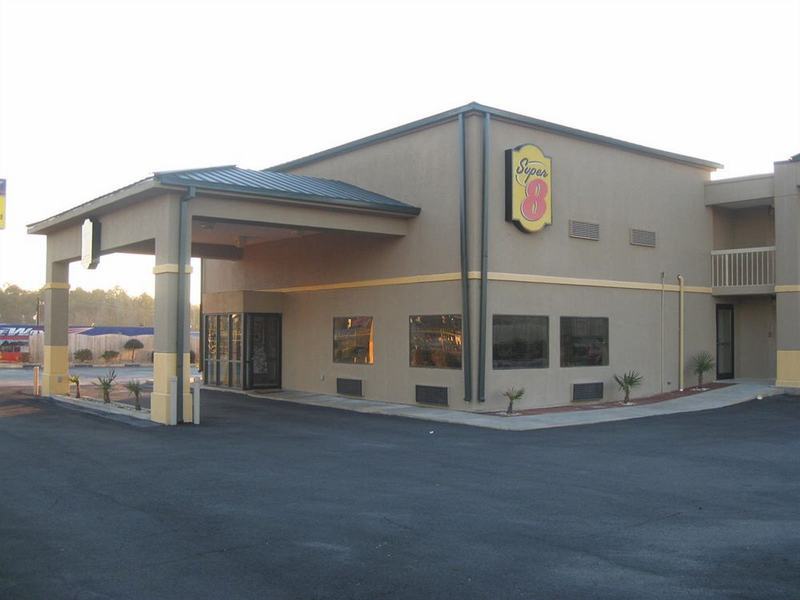 Super 8 By Wyndham Macon West Motel Bagian luar foto